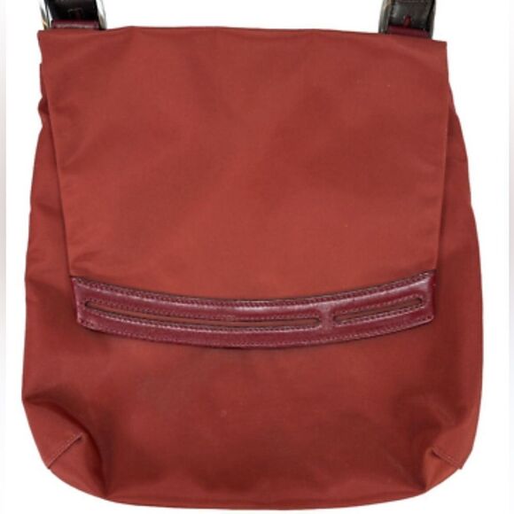 Tumi Crossbody Women's Flap Bag Red-Orange Nylon Leather Messenger - Picture 1 of 8